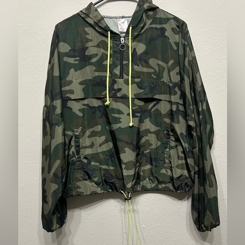 Printed and Solid Popover Windbreaker Jacket - Picture 7 of 9